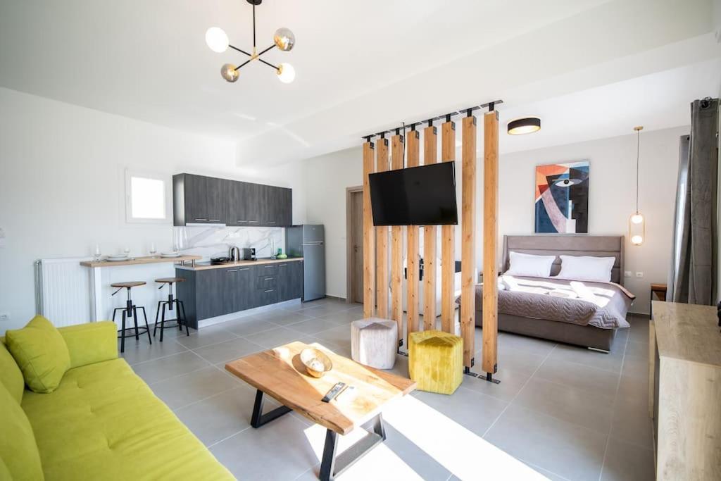 *Oasis* Best View Jacuzzi New Central Apartment Volos Ngoại thất bức ảnh