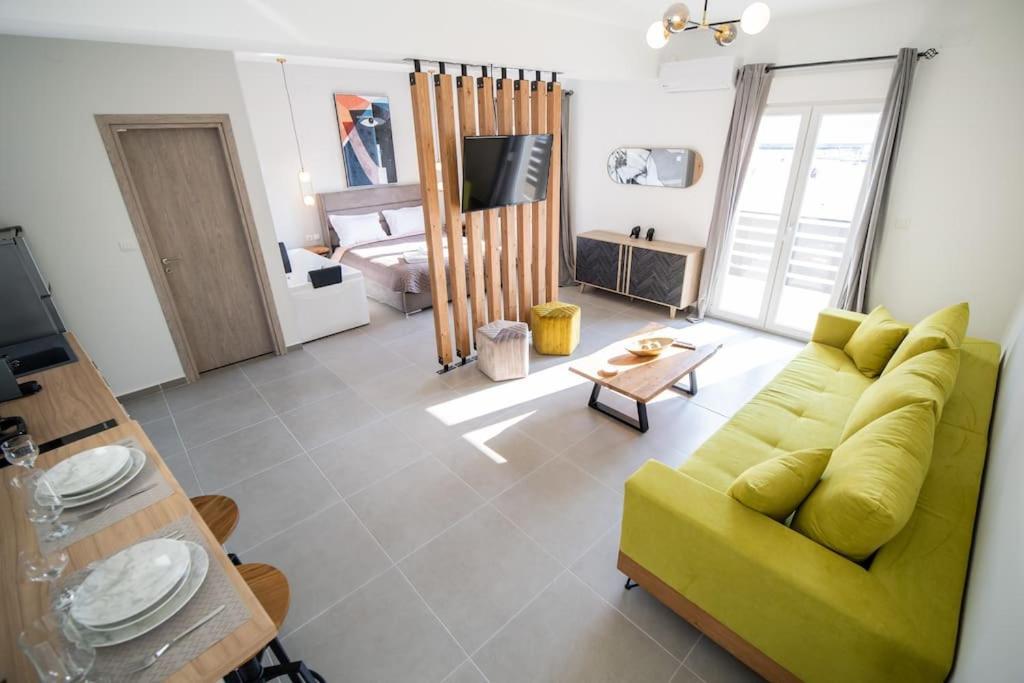 *Oasis* Best View Jacuzzi New Central Apartment Volos Ngoại thất bức ảnh