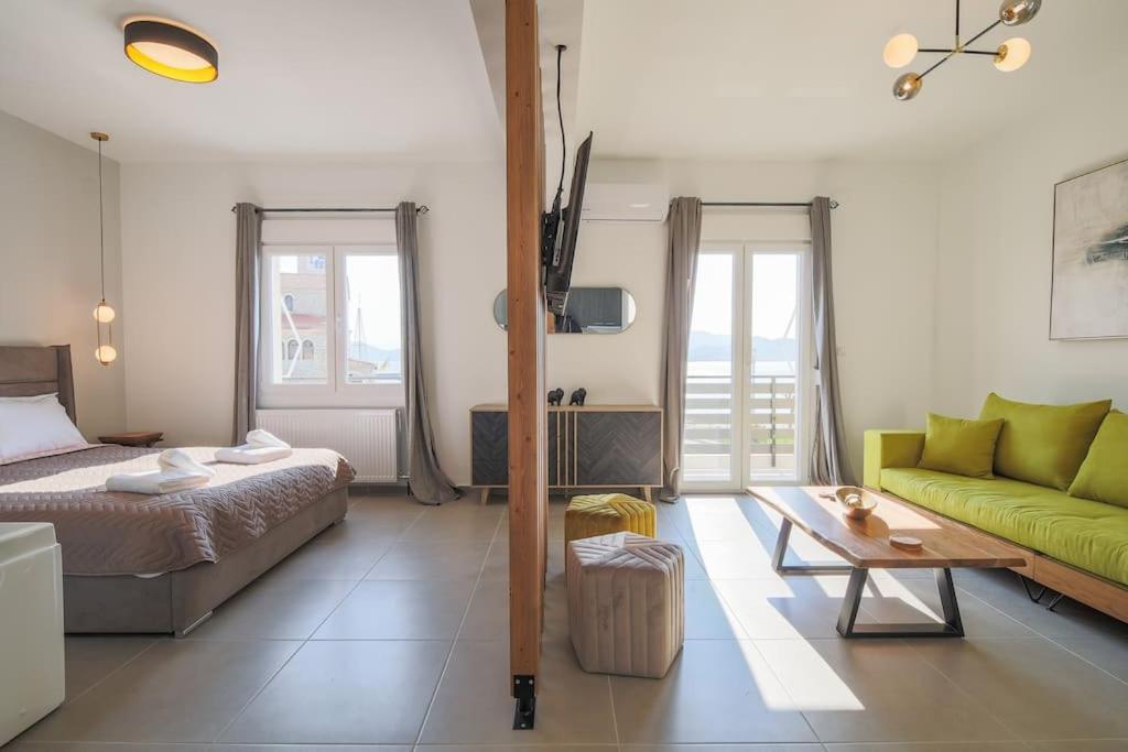 *Oasis* Best View Jacuzzi New Central Apartment Volos Ngoại thất bức ảnh