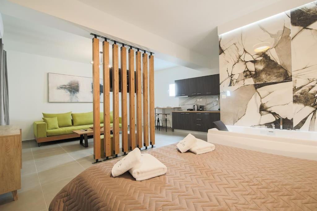 *Oasis* Best View Jacuzzi New Central Apartment Volos Ngoại thất bức ảnh