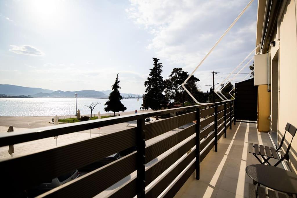 *Oasis* Best View Jacuzzi New Central Apartment Volos Ngoại thất bức ảnh