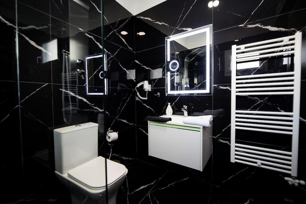*Oasis* Best View Jacuzzi New Central Apartment Volos Ngoại thất bức ảnh